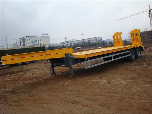 13000M 3 Alxes Lowbed الثقيلة نصف مقطورة 50-60T 12 الإطارات مع 2 الساقين