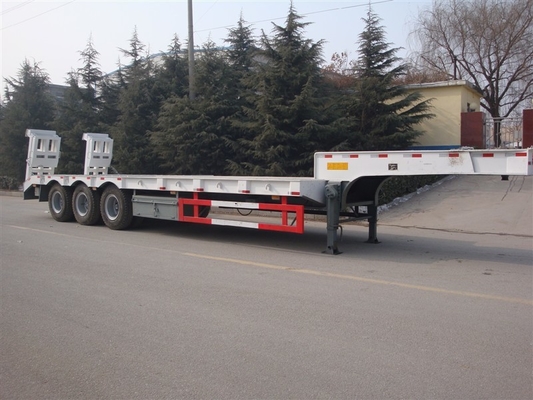 13000M 3 Alxes Lowbed الثقيلة نصف مقطورة 50-60T 12 الإطارات مع 2 الساقين