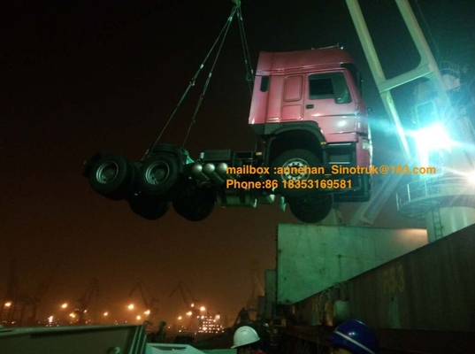 شاحنة مقطورة Howo للجرارات LHD 10 عجلات HW 79 High Roof Cab 102 Km / H