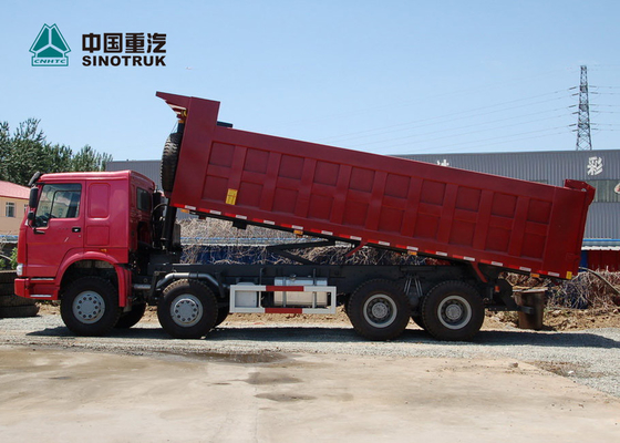 الأسهم SINOTRUK HOWO شاحنة قلابة للتعدين 371hp 8x4 26CBM HYVA أسطوانة الرفع