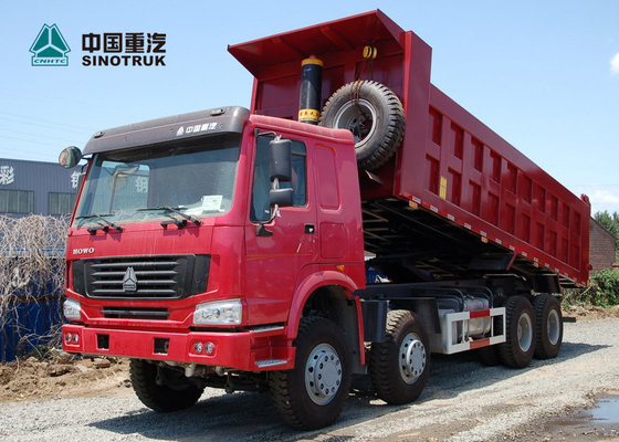 الأسهم SINOTRUK HOWO شاحنة قلابة للتعدين 371hp 8x4 26CBM HYVA أسطوانة الرفع
