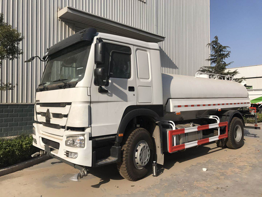 20000L-30000L 336hp LHD Sinotruk Howo7 6x4 10 Wheels Water Tanker Lorry