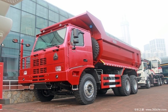 371hp 70T شاحنة قلابة التعدين ساينو تراك 6 × 4 شاحنة قلابة جديدة HOVA