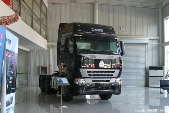 12R22.5 371hp 10 Wheeler Sinotruk Howo 6x4 Tractor Truck