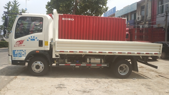 مرت ISO Sinotruk 10T HOWO 4x2 Euro3 Light Cargo Truck Left Hand Drive مع AC