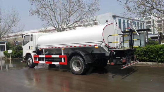 Sinotruk Light موديل 8000L Water Tank Truck 4x2 Euro 3 Emission
