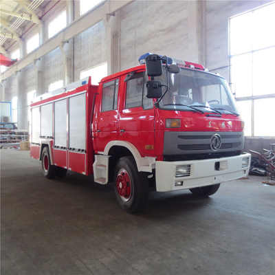شاحنة إطفاء حريق حمراء 140KW 5000L Dongfeng 4 * 2