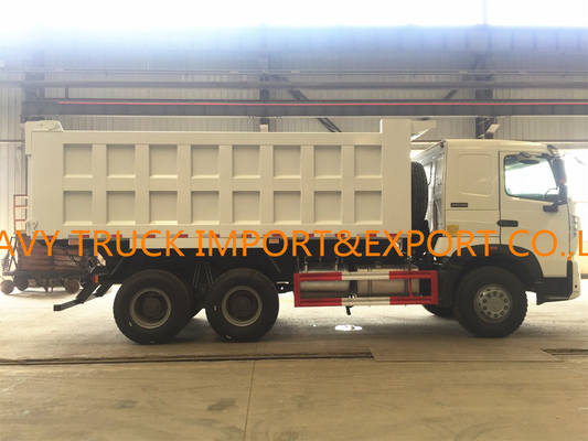 شاحنة قلابة SINOTRUK HOWO A7 شديدة التحمل مع دلو 5 ياردة