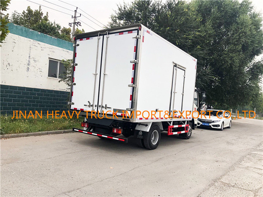 SINOTRUK HOWO 4x2 Light Duty الشاحنات التجارية Electric Cargo