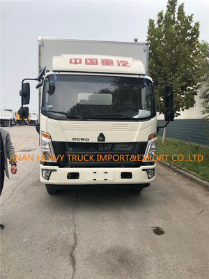 SINOTRUK HOWO 4x2 Light Duty الشاحنات التجارية Electric Cargo