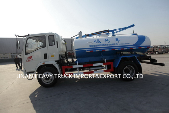 HOWO 4X2 Light Duty Truck 4cbm 1000 جالون تنظيف شفط مياه الصرف الصحي