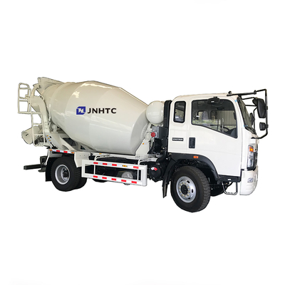 HOWO Light Duty شاحنة خلاطة أسمنت ذاتية التحميل 4x2 3cbm 5M3