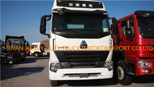 10 Wheeler Sinotruck HOWO A7 6x4 شاحنات الجرارات 371hp 420hp