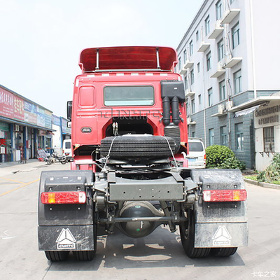 Sinotruk Howo 400L Tanker Diesel Tractor Truck 4x2 102km / h