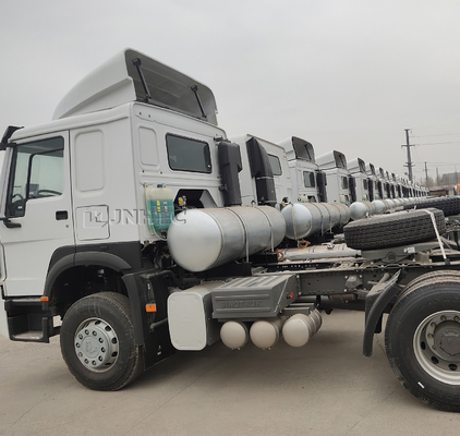 Sinotruk HOWO 4x2 رأس جرار شاحنة Euro2 371hp