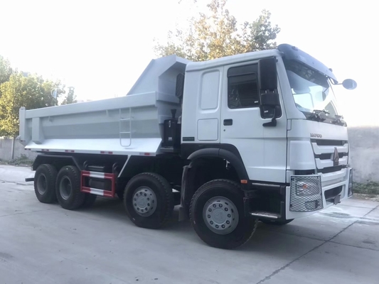 SINOTRUK HOWO 8X4 U Shape قلابة شاحنة في غانا تنزانيا زامبيا زيمبابوي