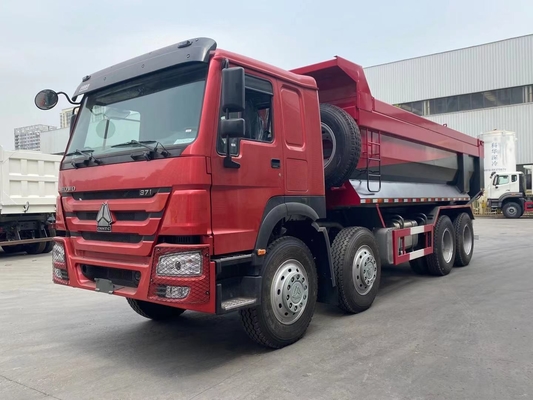 SINOTRUK HOWO 8X4 U Shape قلابة شاحنة في غانا تنزانيا زامبيا زيمبابوي