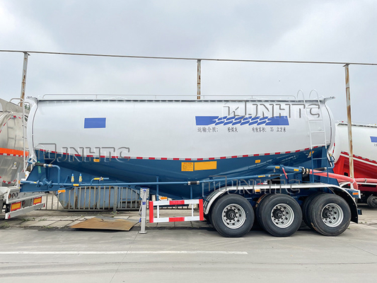 SINOTRUK 3 Alxes مقطورة الاسمنت السائبة محرك ديزل 50 طن 45 متر مكعب