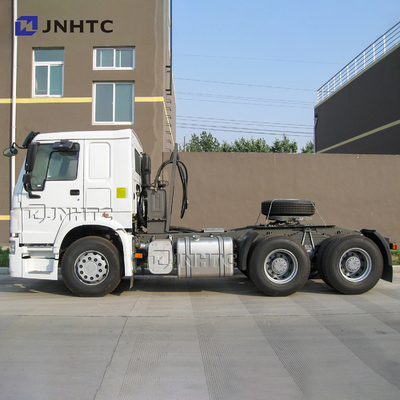 مستعملة شاحنة جرار Howo T7 A7 Sinotruk مقطورة رأس 420hp Euro II III IV