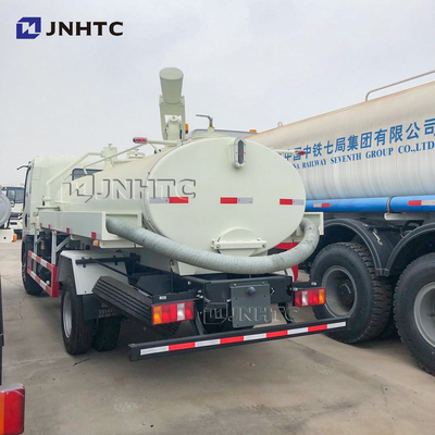 SINO HOWO 4x2 6 Tyres صغيرة فراغ شاحنة شفط مياه المجاري 3000L 5000L 6000L