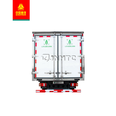 Sinotruk HOWO 6 Tyres Cool Chain المبردة فان شاحنة النقل شاحنة طعام طازجة خفيفة
