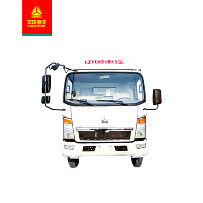 Sinotruk HOWO 6 Tyres Cool Chain المبردة فان شاحنة النقل شاحنة طعام طازجة خفيفة