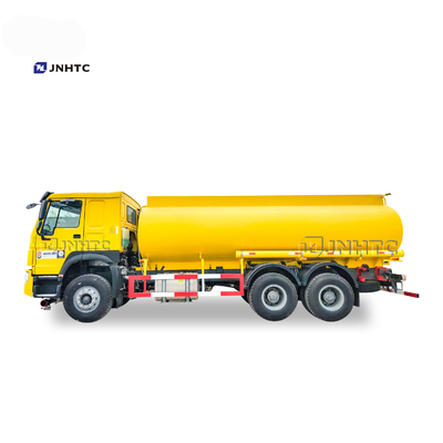 HOWO euro2 16cbm التزود بالوقود شاحنة ناقلة وقود 6 * 4 شاحنة صهريج