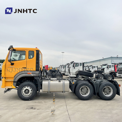 SINOTRUK HOHAN 6X4 مقطورة جرار