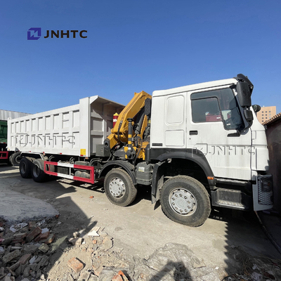 شاحنة قلابة HOWO 16 Wheeler مع رافعة ذراع قابلة للطي 10T مع محور الرفع