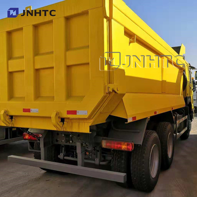ساينو تراك HOWO 6 × 4 شاحنة قلابة شديدة التحمل ستون ساند 10 عجلات 30 طن 20 مكعب 420hp