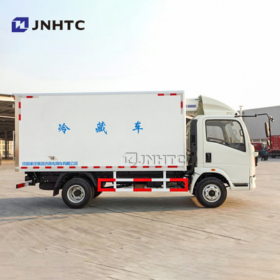 Sinotruk HOWO 4X2 5t Light Duty مبردة شاحنة اليد اليمنى القيادة