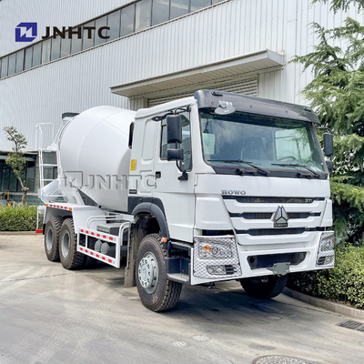 HW76 Cabin Mercedes Cement Mixer Car مع التحكم في الخانق