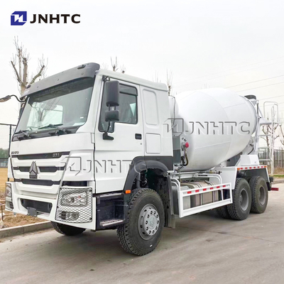 Howo Sinotruk 9 Cubic 10m3 12CBM شاحنة خلاطة أسمنت مقعدين