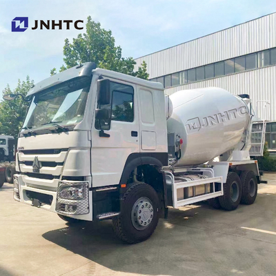 Howo Sinotruk 9 Cubic 10m3 12CBM شاحنة خلاطة أسمنت مقعدين