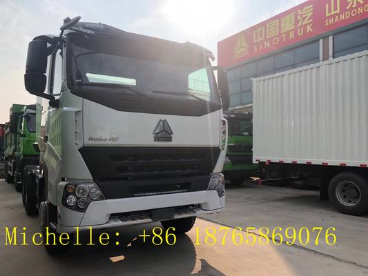 Sinotruk Howo 6 * 4 Tractor Truck 10 wheeler Tractor Head 100 طن