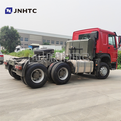 مستعملة رأس جرار مقطورة 95 كلم / ساعة 30 طن 6 × 6 مستعملة Howo Tractor Truck Trailer Head