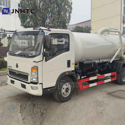 ساينو تراك HOWO 4X2 شاحنة شفط مياه الصرف الصحي Euro 3 Rhd LHD 5000 لتر