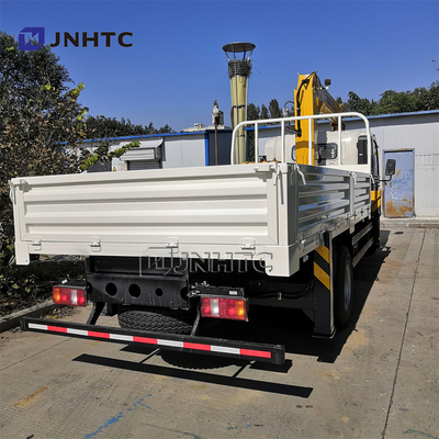 SINOTRUK HOWO 4X2 شاحنات تجارية خفيفة الوزن مع شاحنة CRANE RHD 10 Ton