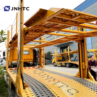 HOWO 4x2 Light Duty Commercial Truck Vehicle Carrier Transporter 5-8 طن
