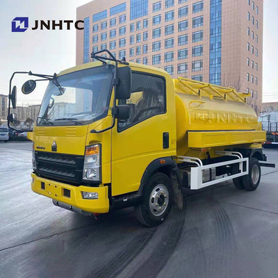 HOWO 4x2 116hp 5cbm Light Duty Commercial Trucks Fuel Tanker Truck