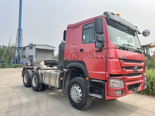 6x4 Howo 371 رأس جرار 10 عجلات شاحنة رأس جرار