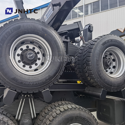 سجل خشبي يحمل 6x4 Prime Mover Truck نوع وقود الديزل