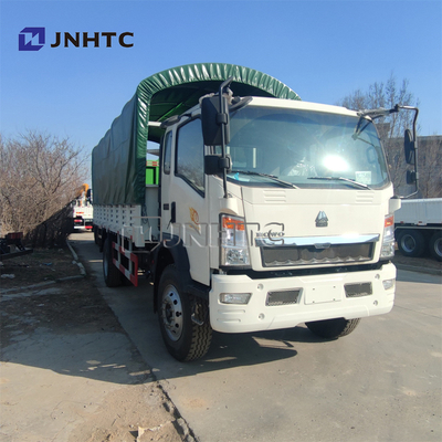 SINOTRUK HOWO Military Truck 4X4 6X6 8X8 نقل الجندي مع مقاعد
